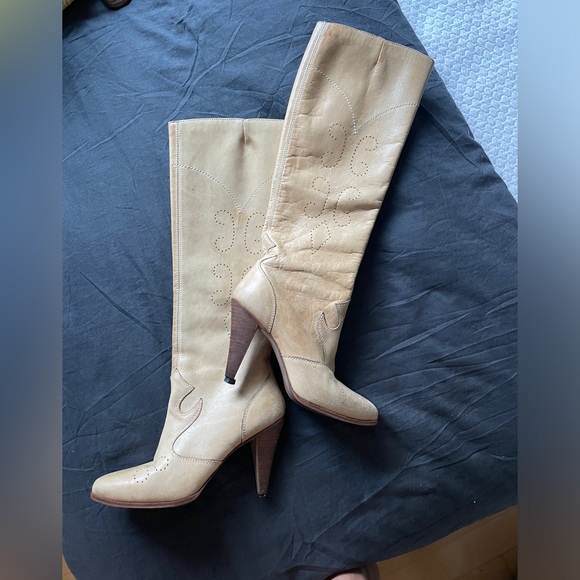 Vintage Tan Leather Cowgirl Boots 5 - Picture 1 of 17
